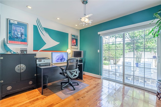 Detail Gallery Image 32 of 53 For 14156 Califa, Sherman Oaks,  CA 91401 - 3 Beds | 2 Baths