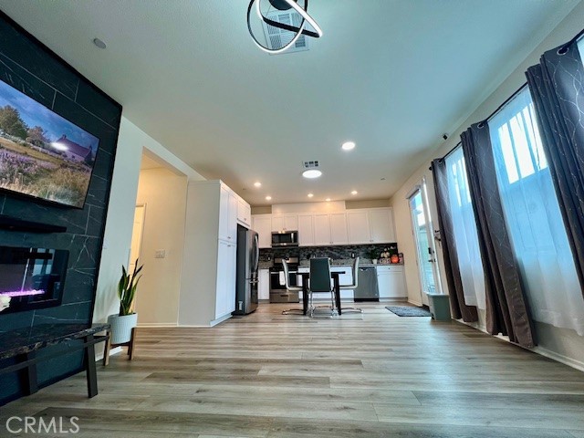 Detail Gallery Image 7 of 30 For 24754 5th St, San Bernardino,  CA 92410 - 4 Beds | 3 Baths