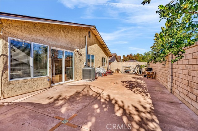 25790 Parada, Valencia CA: https://media.crmls.org/medias/0af9e12a-bb8c-43e8-9a28-901bc4ccb3b4.jpg