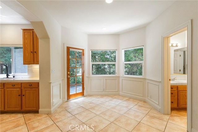 Detail Gallery Image 7 of 33 For 28591 Wabash Dr, Lake Arrowhead,  CA 92352 - 3 Beds | 2/1 Baths