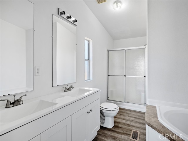 Detail Gallery Image 12 of 26 For 3168 Mcmillan, Phelan,  CA 92371 - 3 Beds | 2 Baths