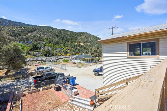 4111 Grant Trail, Frazier Park CA: https://media.crmls.org/medias/0afc1fa1-60dc-45b2-9da4-78a9b43a8453.jpg