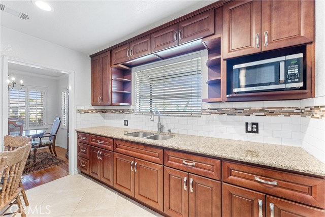 Detail Gallery Image 23 of 43 For 11004 S Van Ness Ave, Los Angeles,  CA 90047 - 2 Beds | 2 Baths