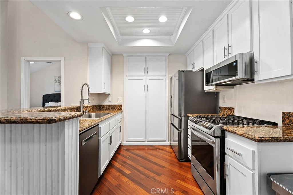 MLS #OC25280955 image #12