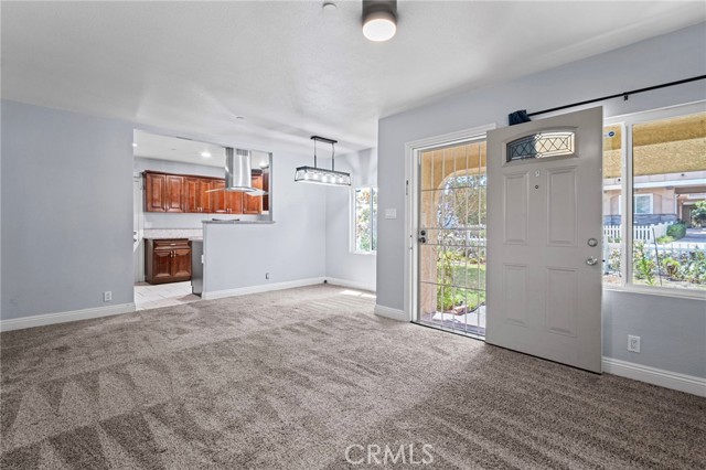 2703 Gates AVE, Redondo Beach CA: https://media.crmls.org/medias/0afddba6-5a71-4f39-bef5-4c62dbc792f2.jpg