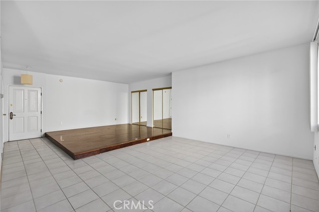 Detail Gallery Image 8 of 33 For 4441 Woodman Ave #111,  Sherman Oaks,  CA 91423 - 0 Beds | 1 Baths