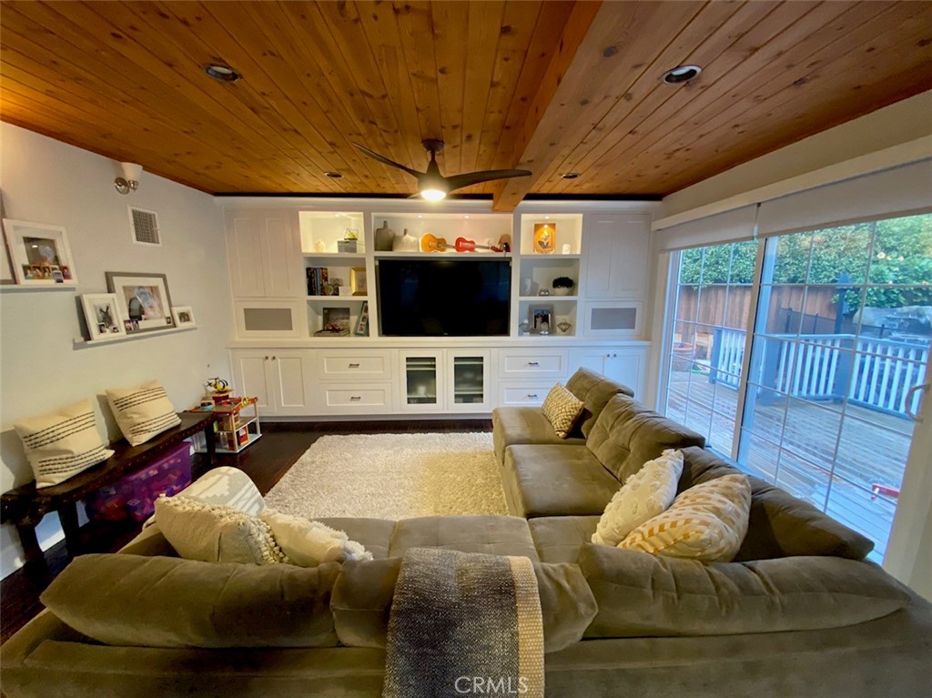 MLS #OC26149377 image #10