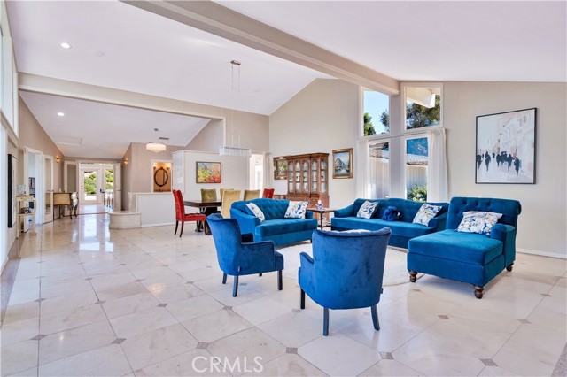 13 Buggy Whip Drive, Rolling Hills CA: https://media.crmls.org/medias/0b008791-2ff1-463a-a698-88d75cf21a0f.jpg