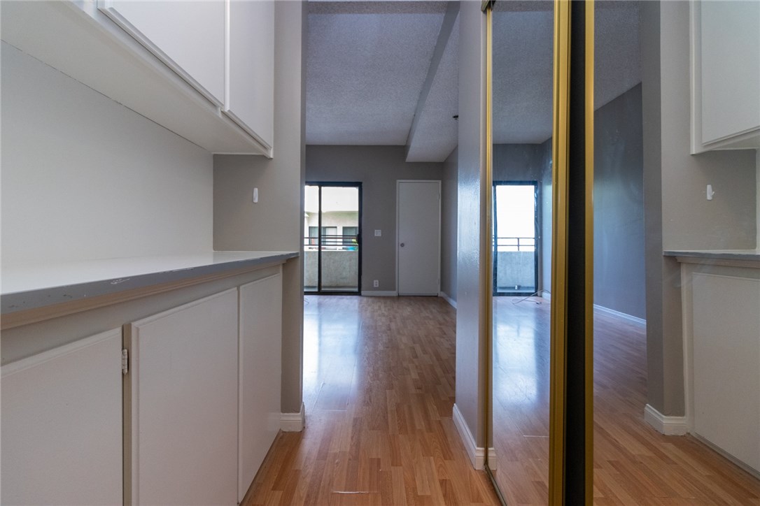 Detail Gallery Image 24 of 30 For 730 W 4th St #306,  Long Beach,  CA 90802 - 2 Beds | 2 Baths