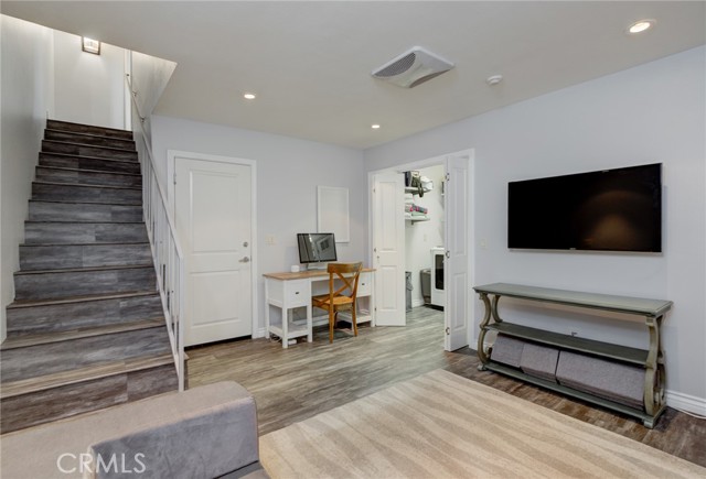 2617 Ruhland Avenue, Redondo Beach, California 90278, 2 Bedrooms Bedrooms, ,1 BathroomBathrooms,Residential,Sold,Ruhland,SB23059783