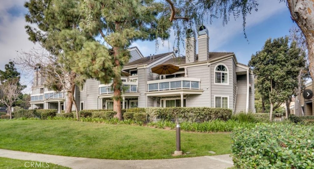 7302 Yellowtail Drive #101
