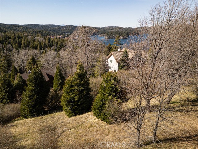 Detail Gallery Image 7 of 19 For 137 Mill Pond, Lake Arrowhead,  CA 92352 - – Beds | – Baths