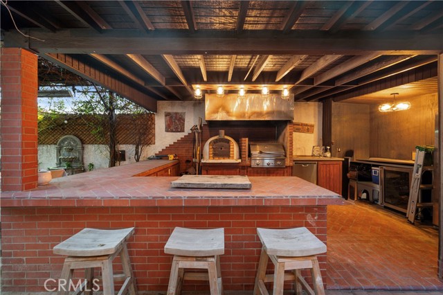 Detail Gallery Image 25 of 29 For 5526 Fulton Ave, Sherman Oaks,  CA 91401 - 4 Beds | 3 Baths