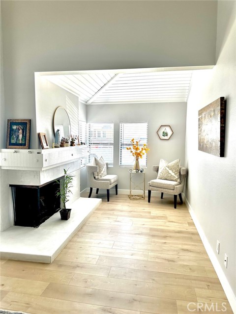 25482 Coral Wood Street, Lake Forest CA: https://media.crmls.org/medias/0b03ded0-247f-47cd-9cfb-aeef8579bf75.jpg