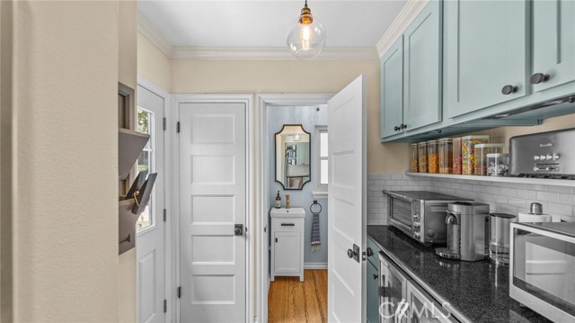 753 Loma Vista Street, El Segundo CA: https://media.crmls.org/medias/0b053635-1187-430b-aad1-7d5c424419cb.jpg