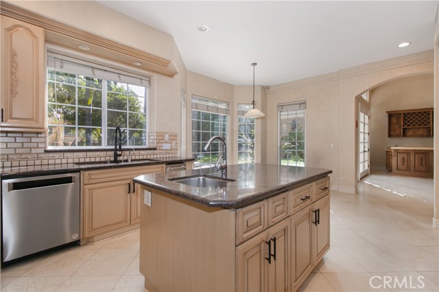 Detail Gallery Image 17 of 47 For 5218 Otis Ave, Tarzana,  CA 91356 - 7 Beds | 6 Baths