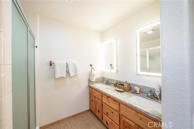 42728 Timberline Trail, Big Bear Lake CA: https://media.crmls.org/medias/0b05d404-f327-42c3-a277-9b06b8d0dcfe.jpg
