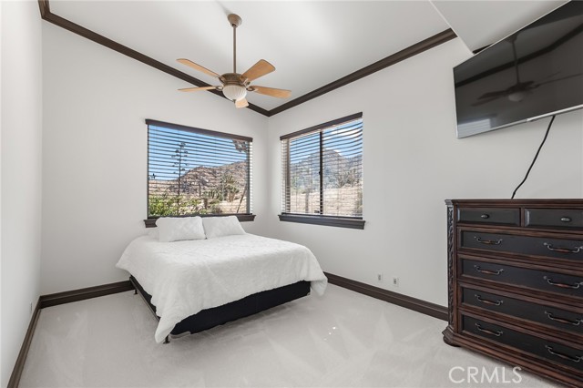 Detail Gallery Image 27 of 58 For 8022 Wesley, Joshua Tree,  CA 92252 - 5 Beds | 4/1 Baths