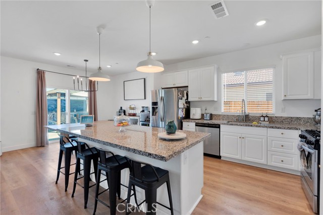 Detail Gallery Image 17 of 45 For 11438 Helena St, Adelanto,  CA 92301 - 3 Beds | 2 Baths
