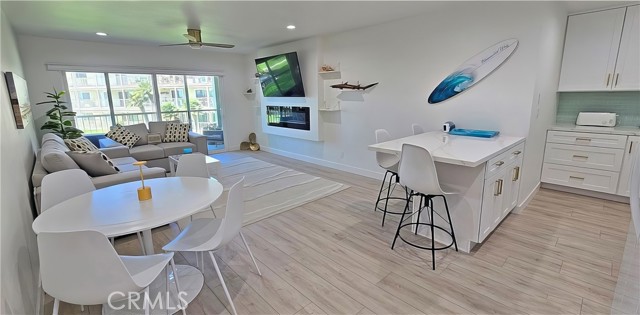846 Bluewater, Port Hueneme CA: https://media.crmls.org/medias/0b079ceb-a30b-46b3-b8ca-eba5988b4633.jpg