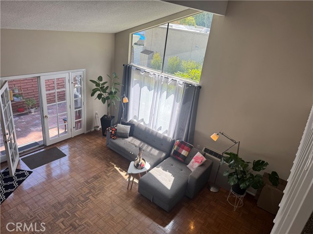 Detail Gallery Image 5 of 16 For 2037 via Mariposa East #C,  Laguna Woods,  CA 92637 - 2 Beds | 2 Baths