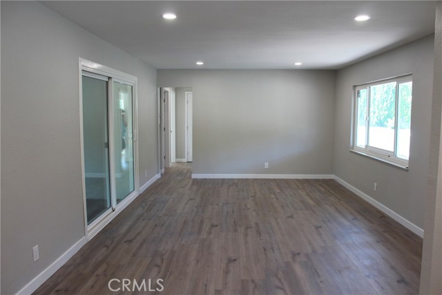 Detail Gallery Image 5 of 25 For 1420 W 30th St, San Bernardino,  CA 92405 - 3 Beds | 1/1 Baths