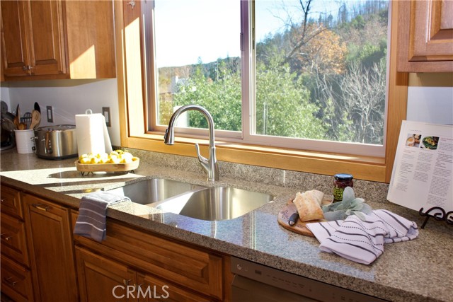 Detail Gallery Image 19 of 73 For 11081 Van Dorn Reservoir Rd, Middletown,  CA 95461 - 3 Beds | 2 Baths