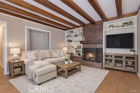 Detail Gallery Image 4 of 31 For 15115 Leadwell St, Van Nuys,  CA 91405 - 2 Beds | 1 Baths