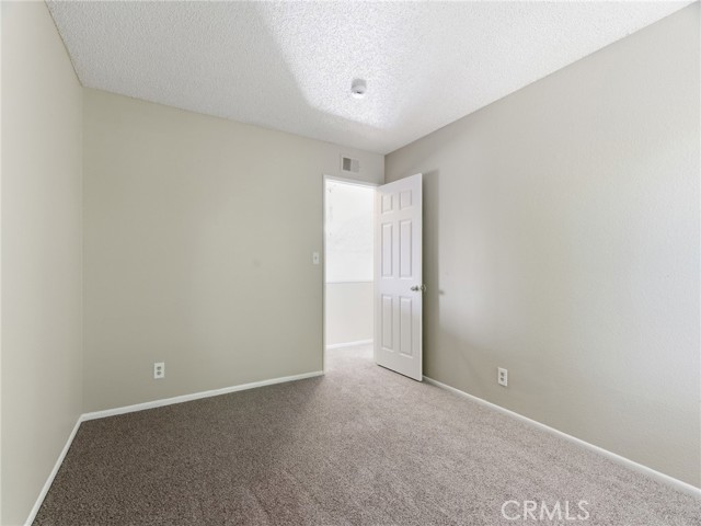 Detail Gallery Image 27 of 40 For 19745 Lull St, Winnetka,  CA 91306 - 4 Beds | 3 Baths