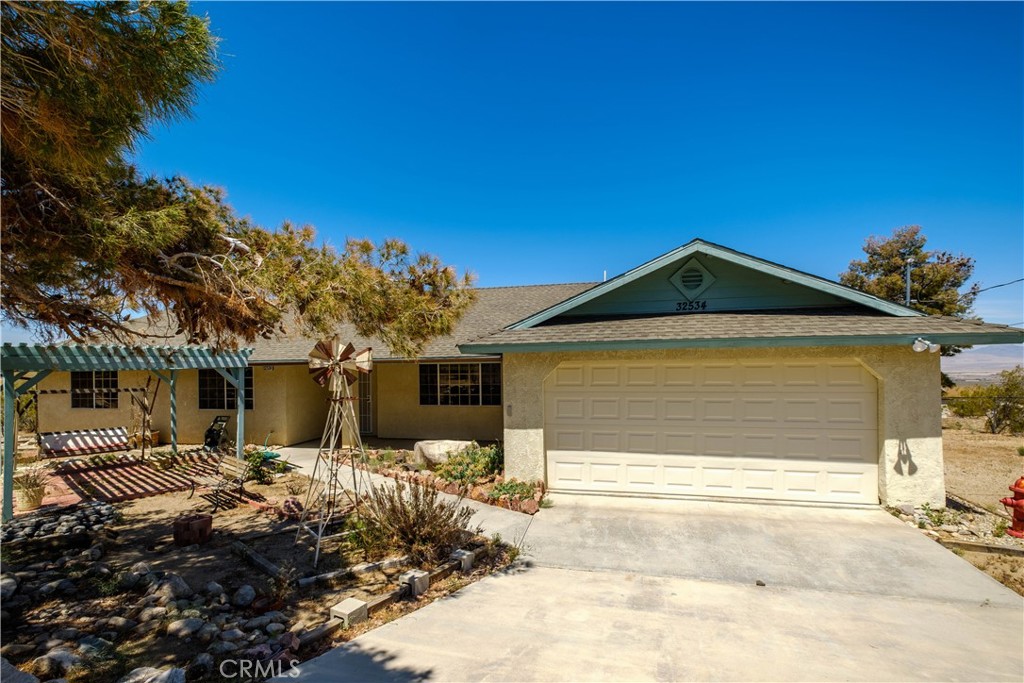 32534 Sapphire Road, Lucerne Valley, CA 92356