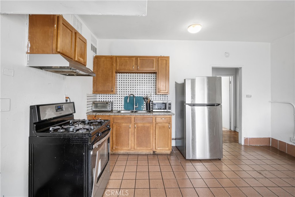 MLS #PW26136122 image #7