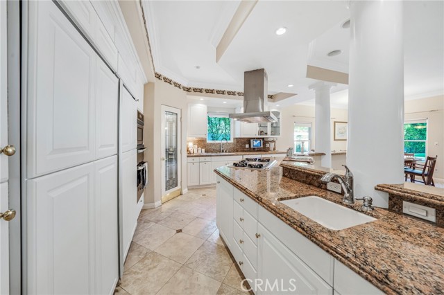 Detail Gallery Image 16 of 63 For 19517 Celtic St, Porter Ranch,  CA 91326 - 6 Beds | 6 Baths