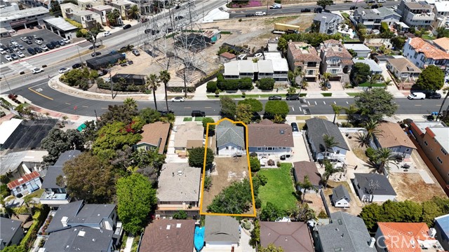 833 Lucia Avenue, Redondo Beach, California 90277, 2 Bedrooms Bedrooms, ,1 BathroomBathrooms,Residential,Sold,Lucia,SB24097671