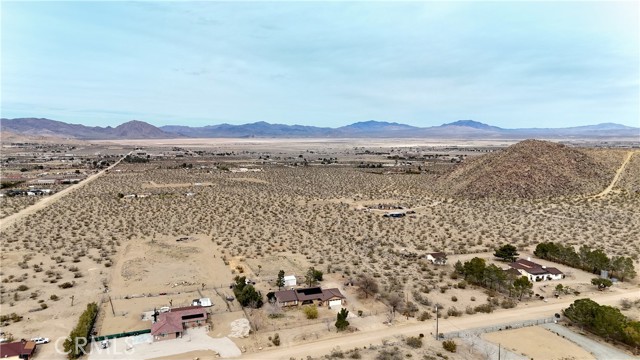 Image 3 for 31784 Carson St, Lucerne Valley, CA 92356