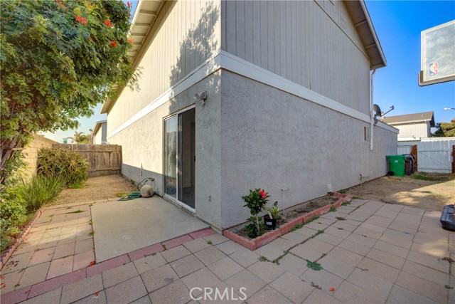 606 E Newlove Drive, Santa Maria CA: https://media.crmls.org/medias/0b0b0e65-ae81-4fe2-bc5a-7d0beeed0d28.jpg