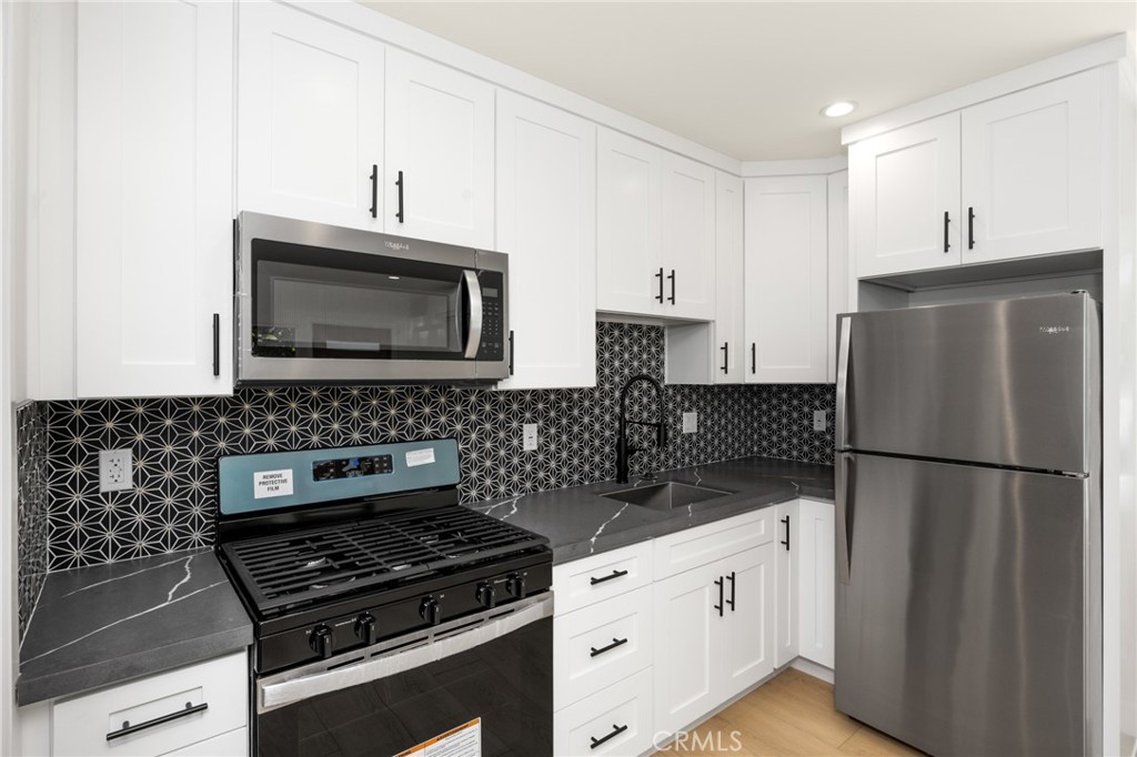 3309 Wedgewood Lane Burbank img 54