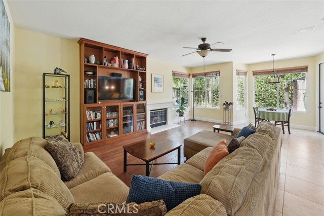 23405 Winslow Place, Valencia CA: https://media.crmls.org/medias/0b0be1a3-d540-442c-8fdd-0ed21bec428d.jpg