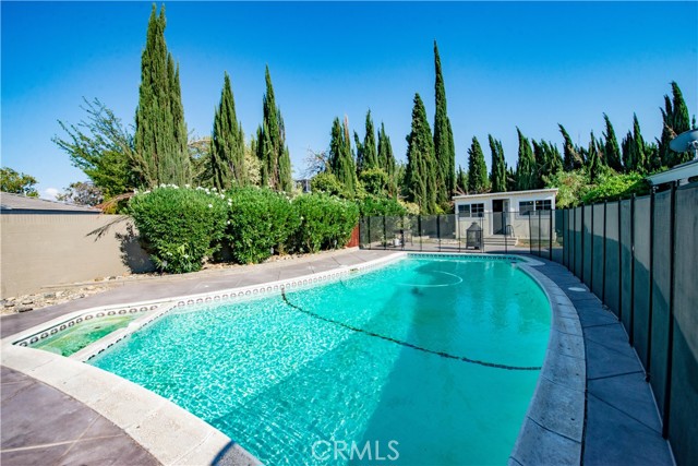 Detail Gallery Image 14 of 16 For 43638 21st St, Lancaster,  CA 93536 - 3 Beds | 3 Baths