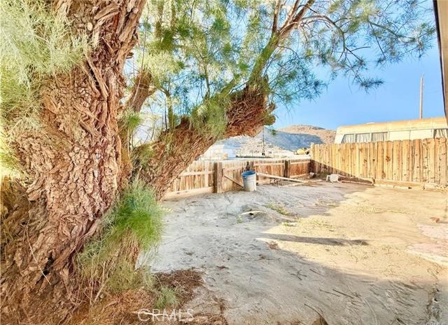 Detail Gallery Image 22 of 33 For 82489 3rd St, Trona,  CA 93562 - 6 Beds | 3 Baths