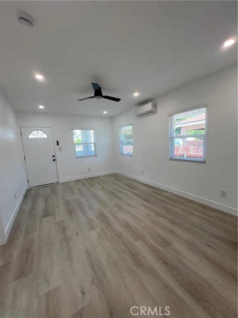 2740 Wabash, Los Angeles CA: https://media.crmls.org/medias/0b0d950e-f7dc-4b12-a66d-83f02806dddf.jpg