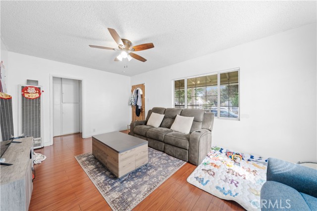 Detail Gallery Image 10 of 42 For 2413 Bartlett Ave, Rosemead,  CA 91770 - 2 Beds | 2 Baths