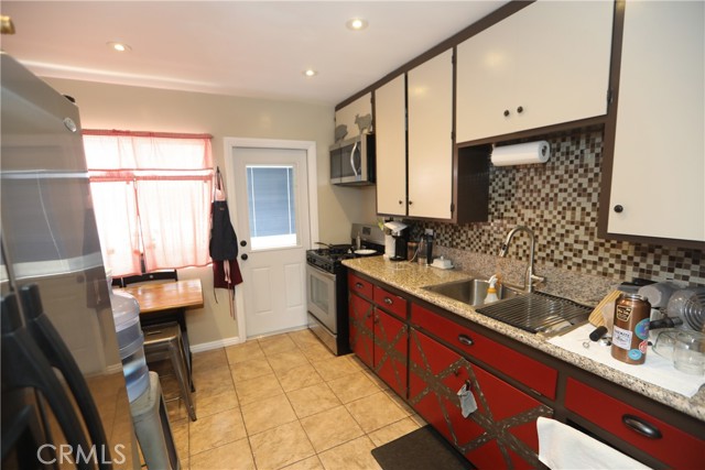 Detail Gallery Image 16 of 30 For 2432 N Eastern Ave, Los Angeles,  CA 90032 - – Beds | – Baths