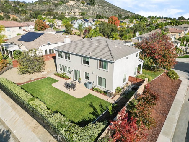 Detail Gallery Image 4 of 74 For 35987 Corte Renata, Murrieta,  CA 92562 - 5 Beds | 4 Baths