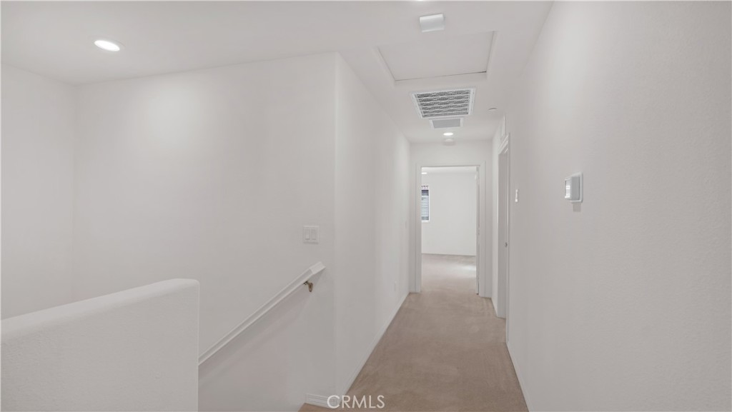 https://media.crmls.org/medias/0b0f346d-8cd0-435d-981a-f80910fc101a.jpg?preset=X-Large