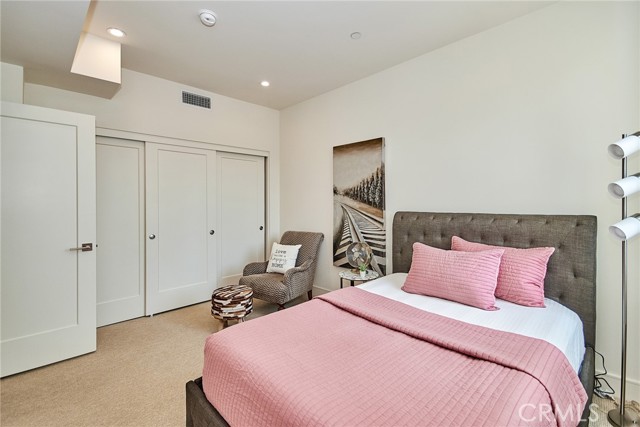 Detail Gallery Image 13 of 20 For 820 Mission St #202,  South Pasadena,  CA 91030 - 3 Beds | 3 Baths