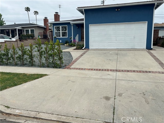 1521 249th Street, Harbor City CA: https://media.crmls.org/medias/0b0f714d-0566-48fc-ad57-56a1e34390e6.jpg