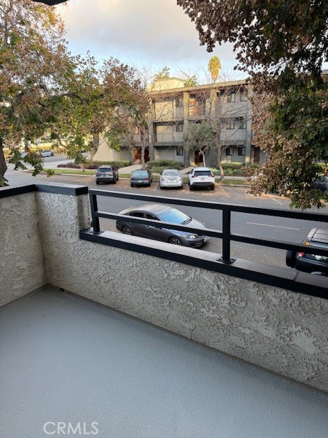 Detail Gallery Image 5 of 25 For 440 W 5th St #102,  Long Beach,  CA 90802 - 2 Beds | 2 Baths