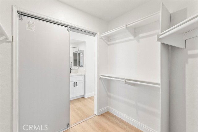 Image 33 of 51 For 40156 Starling Street