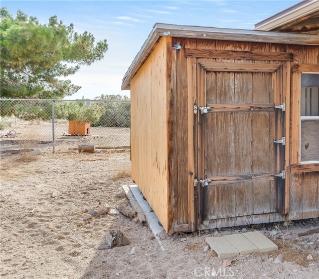 Detail Gallery Image 16 of 18 For 22831 Ocotillo Way, Apple Valley,  CA 92308 - 4 Beds | 2 Baths