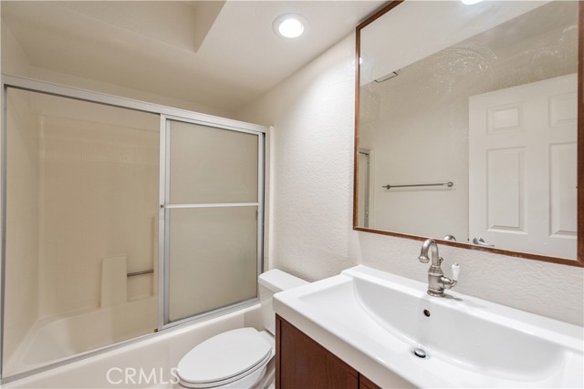 Detail Gallery Image 14 of 20 For 1704 Bridgeport, West Covina,  CA 91791 - 2 Beds | 2 Baths